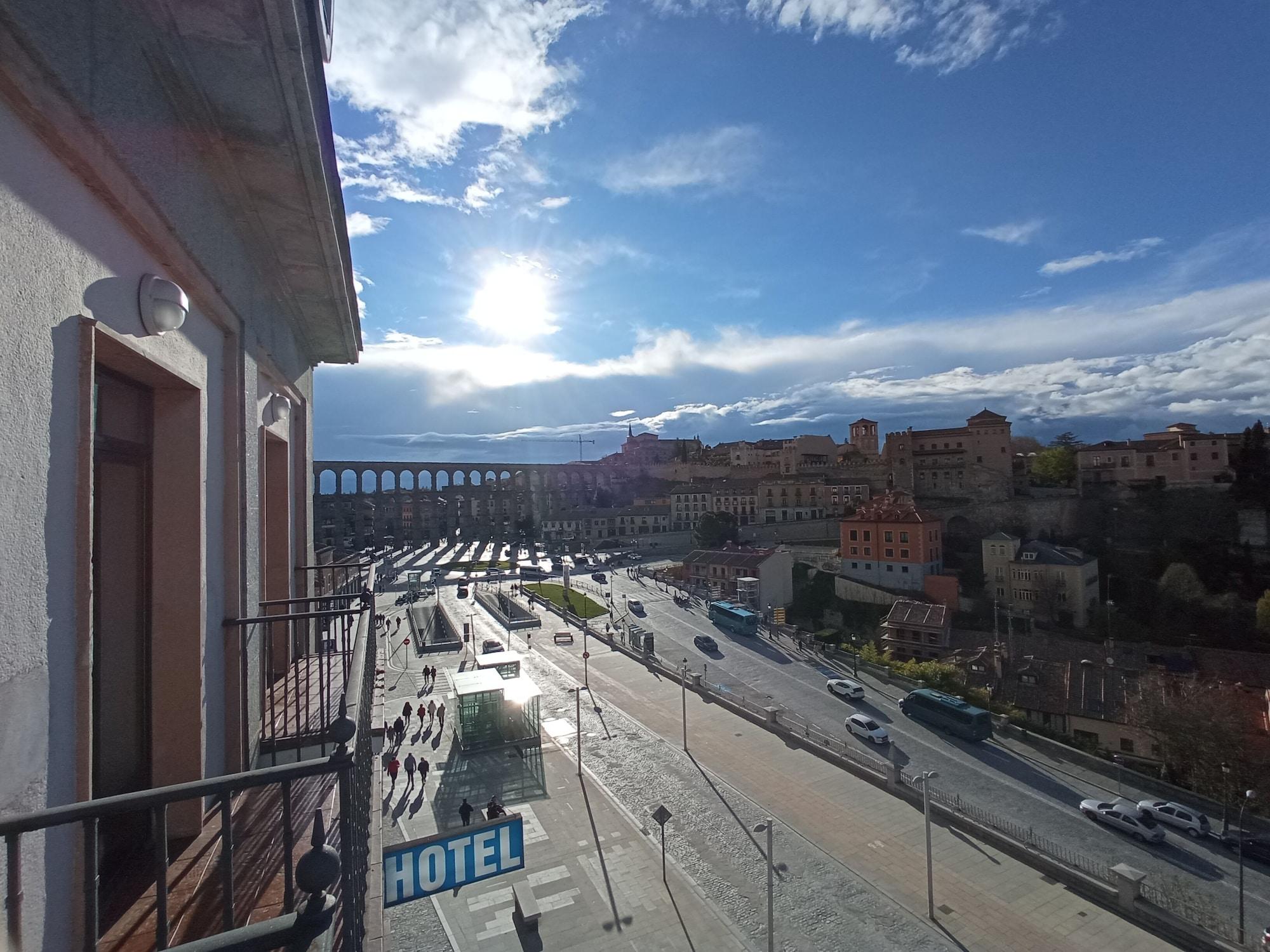 Hotel Ele Acueducto Segovia Ngoại thất bức ảnh