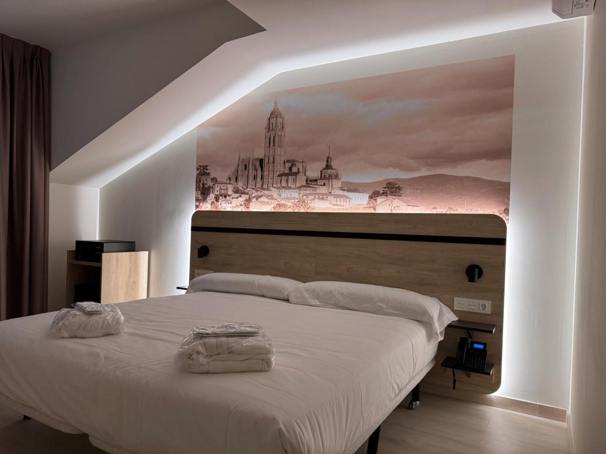Hotel Ele Acueducto Segovia Ngoại thất bức ảnh