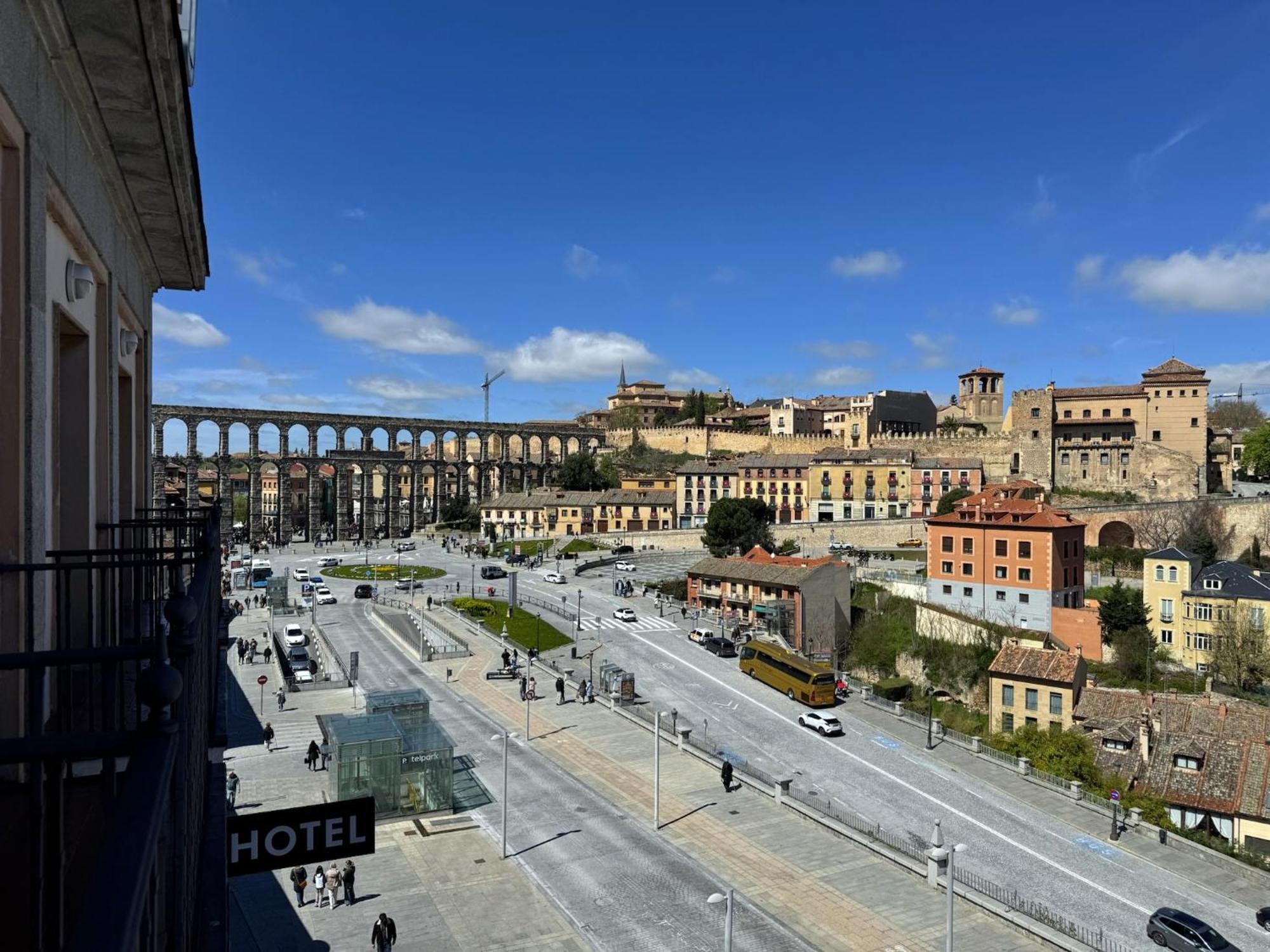 Hotel Ele Acueducto Segovia Ngoại thất bức ảnh